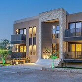 Karteris Luxury Suites