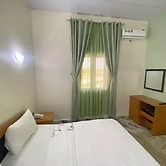 House 17 Apartment and Services Ltd