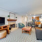 Resort Condo w/ Marina Access in Williamsburg!