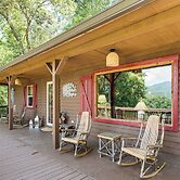 Screened Porch, Deck + Mtn Views: Andrews Retreat!
