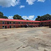 c towninn and suites