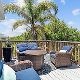 4BR Beach House Spacious Steps From Sand