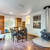 Wine Country Cottage in Historic Fiddletown!