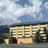 Mountain Valley Inn & Suites