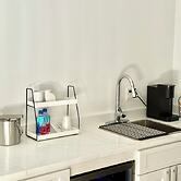 Wainscott Woods Retreat