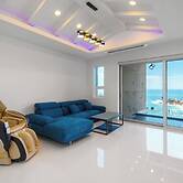 Exit Full Villa