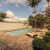 Ch Cara com Churrasqueira sal o de Jogos e Wi-fi