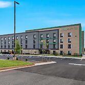 Echo Suites Sterling