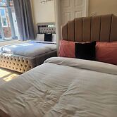 Charming Victorian Apartment in Central Wolverhampton