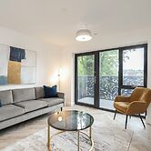 Whispers in Light 65s Stay