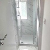 Sunny Gardens 3-bed Apartment in London