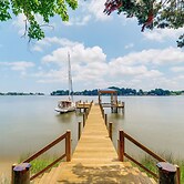 Pets Welcome: Riverfront Getaway in Colonial Beach