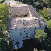 Magnanerie de Sainte Croix