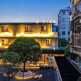 Yi Nian Fangcun Hotel