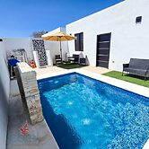 Two Brand new Adjacent Properties With Private Pool