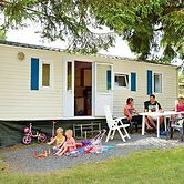 Mobile Home With Heated Pool