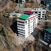 Kamboh La Cloud Hotel and Apartments