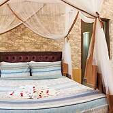 Royal Gardens Getaway