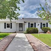 Walk to Frontier Days: Cheyenne Home w/ Patio!