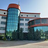 LİNA GARDEN OTEL ve KIR DÜĞÜN SALONU