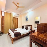 Hotel Royal Retreat - Business & Leisure Hotel