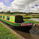 Stone - Boat - Sleeps 6 - Pet Friendly - 85ws