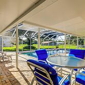 Sunny Sarasota Stay: Screened Pool + Pet Friendly