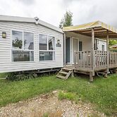 Mobile Home in Veuzain-sur-loire With Garden