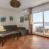 Riverside Comfort for Families