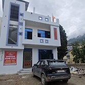 Umaveer Homestay