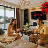 MoHost Valcom - Luxury Skyline Penthouse