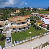 DOLPHIN APARTMENTS & STUDIOS