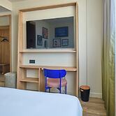 Hampton by Hilton Lyon Airport