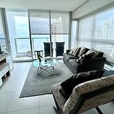 Ocean Cafe I Spacious 1 BDR Apt With Sea View