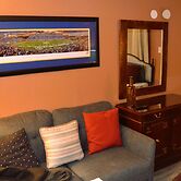 Gather Here 9br, 5BA Group