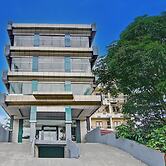 Townhouse Oak Pekanbaru near Mall Pekanbaru formerly Hotel Grand Sahar