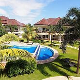 Vida Homes Condo Resort