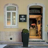 Universal Boutique Hotel