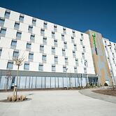 Holiday Inn Express Aberdeen Airport by IHG