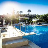 Flower Pension Hotel