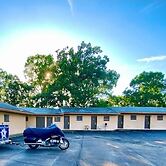 Hollywood Motel