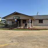 Travelers Inn Motel