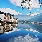 Lakeside Resort Hotel