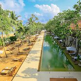 Pandanus Beach Resort & Spa