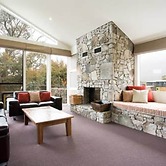 Lake Crackenback Resort & Spa