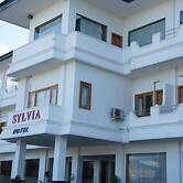 Sylvia Hotel Maumere