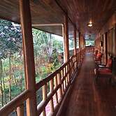 Miss Junies Lodge