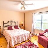 Bayview Pines Country Inn