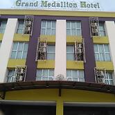 Grand Medallion Hotel