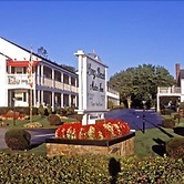 Long Beach Motor Inn
